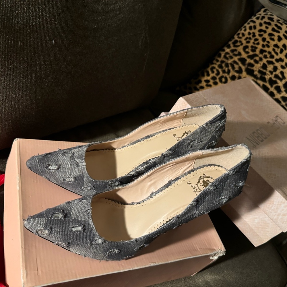 Women heels, different shades of gray